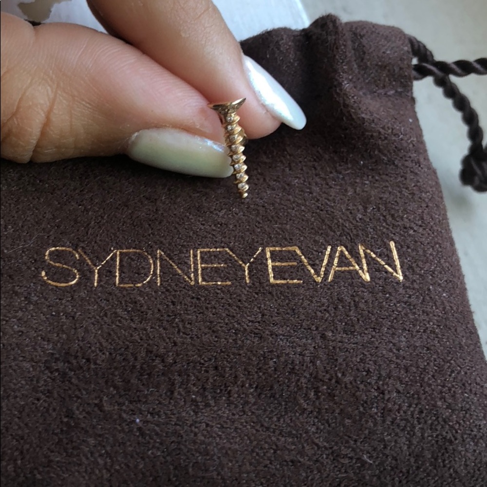 Sydney Evan 14k gold screw earring